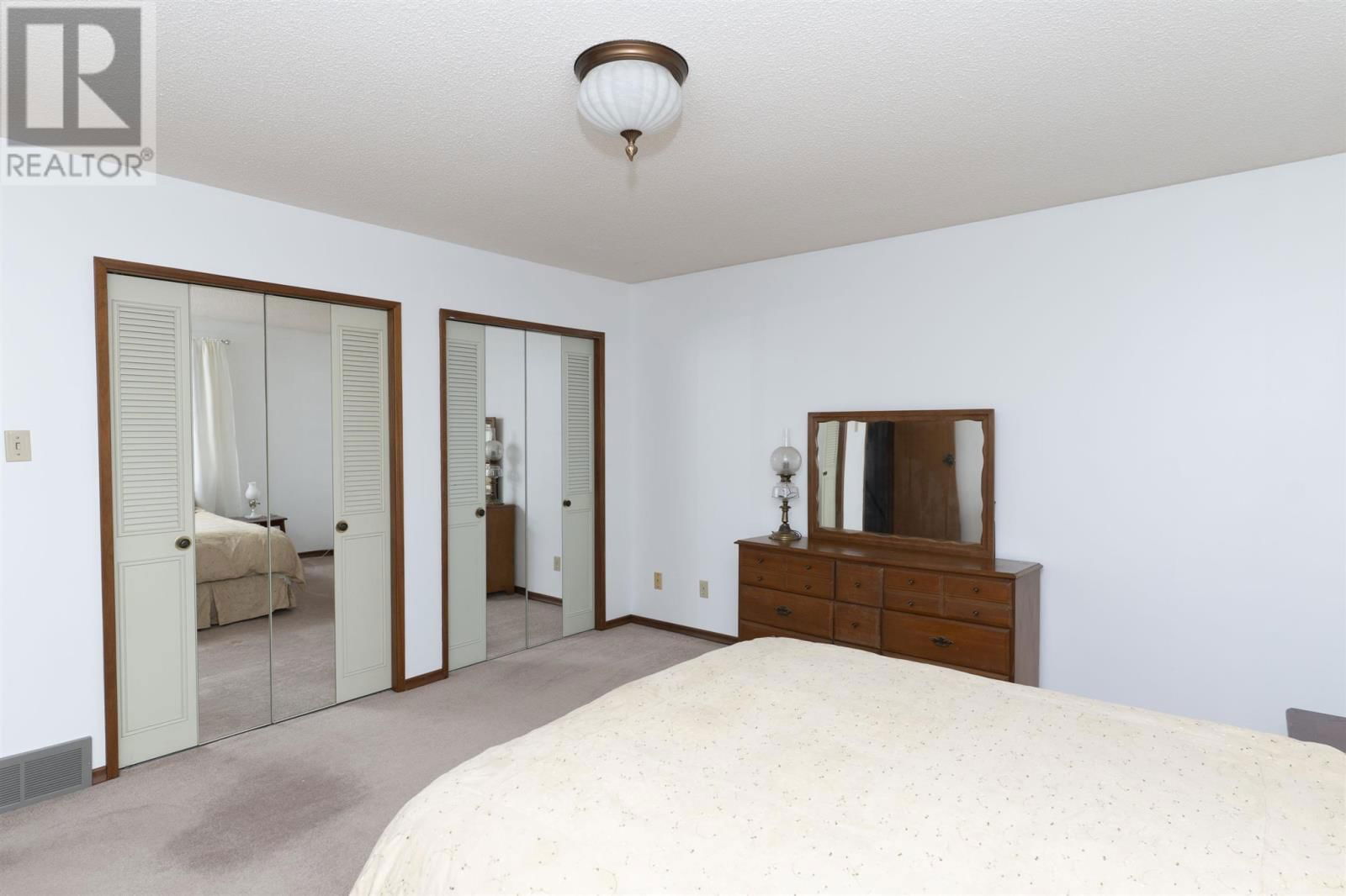 224 ANTEN ST Image 21