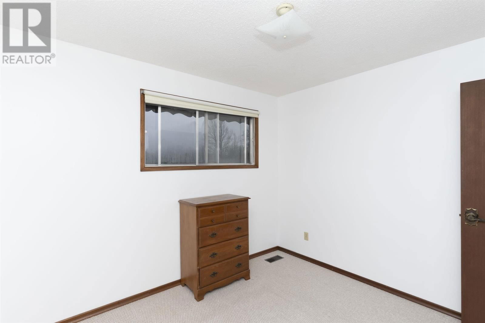 224 ANTEN ST Image 25