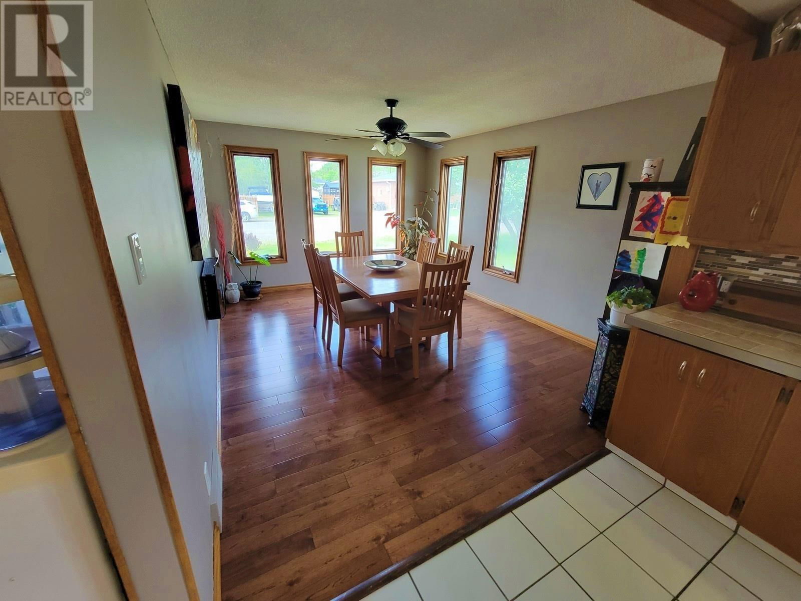 104 CENTENNIAL DR Image 49