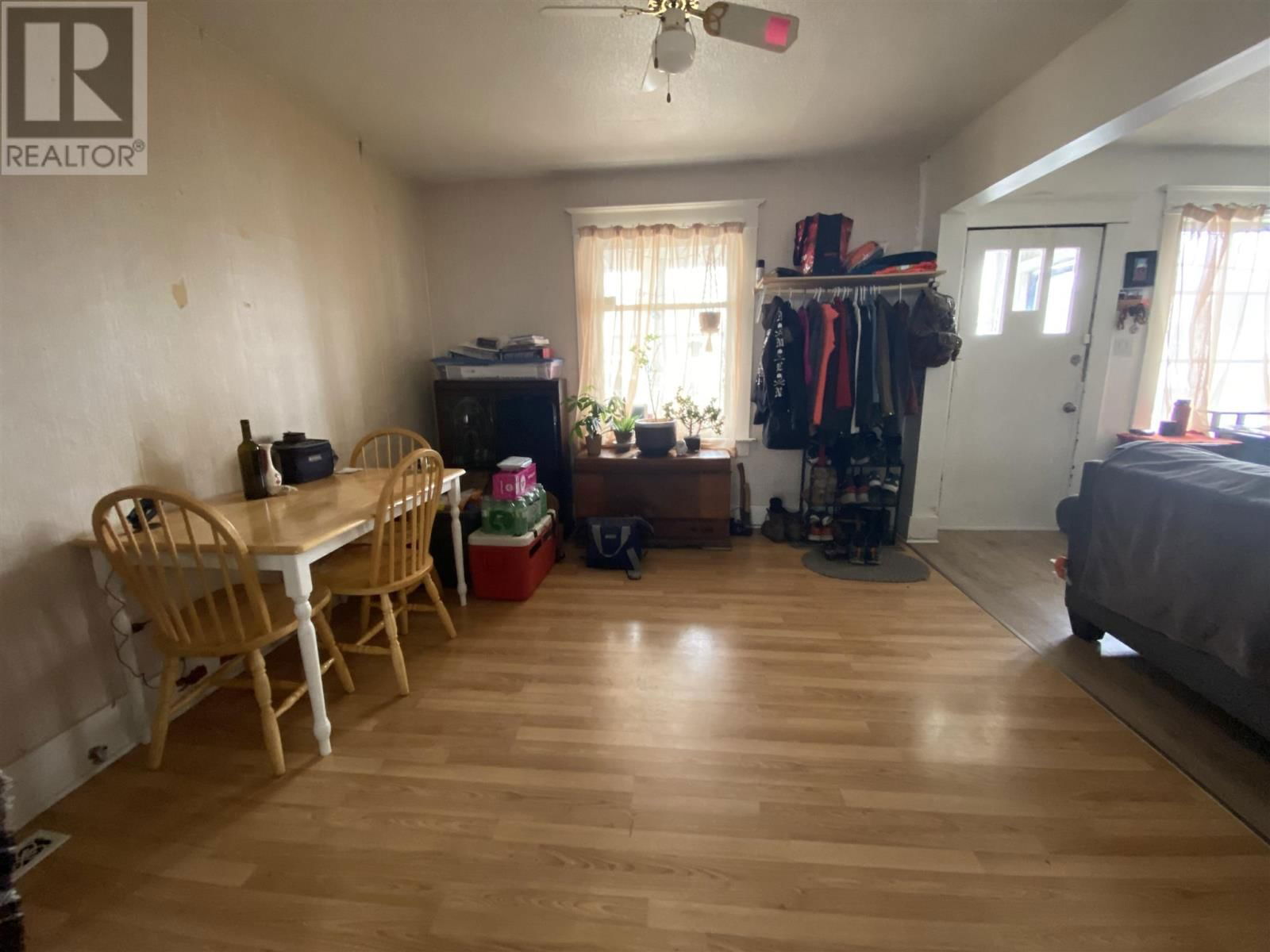 16 JOHNSON AVE Image 10