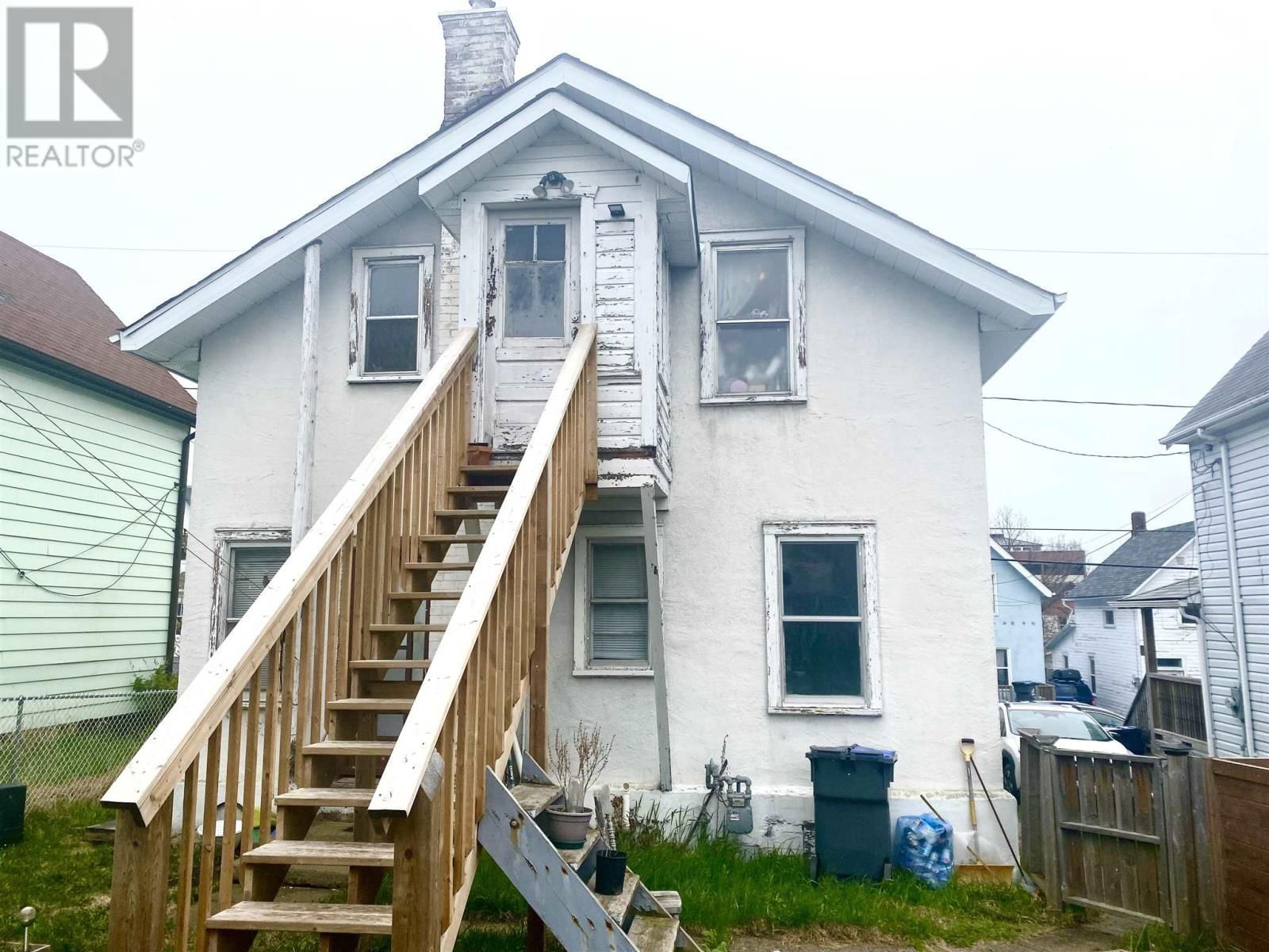 16 JOHNSON AVE Image 2