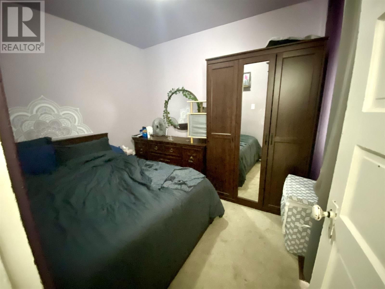 16 JOHNSON AVE Image 22