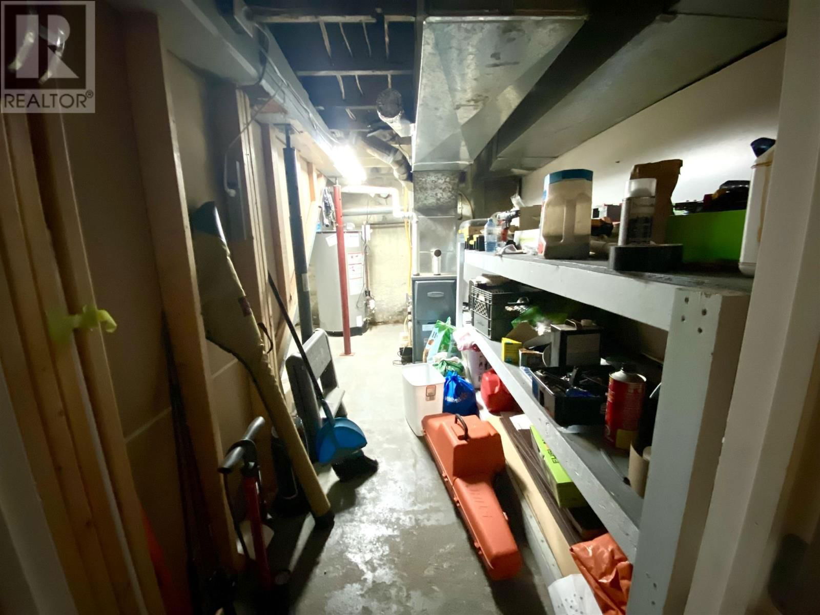 16 JOHNSON AVE Image 24