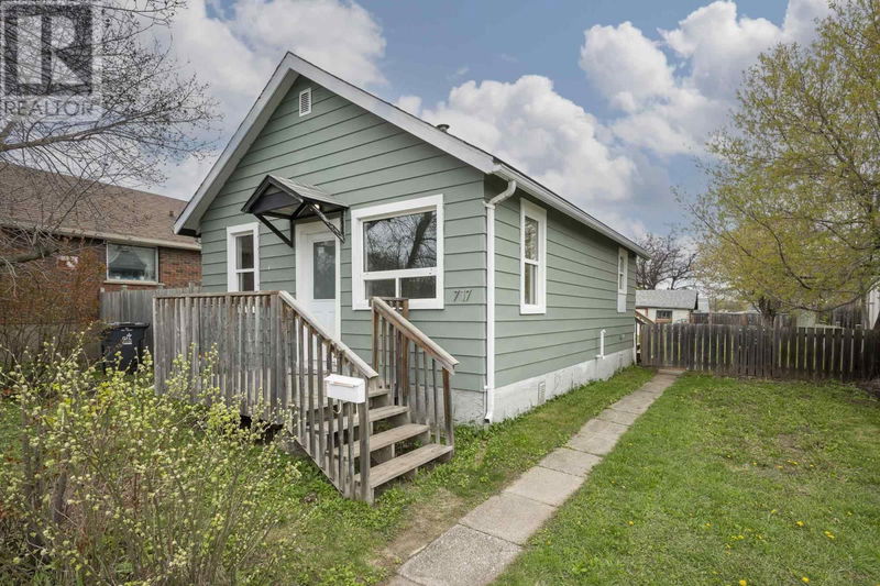 717 Northern Ave Thunder Bay, Ontario