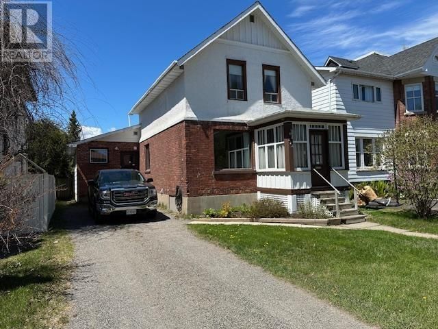 423 Catherine St Thunder Bay, Ontario