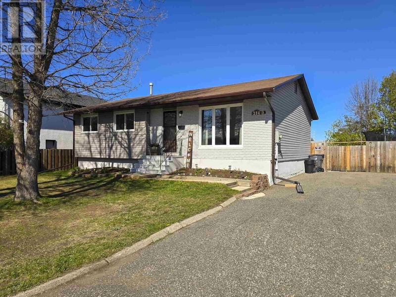 214 Sheridan Cres Thunder Bay, Ontario