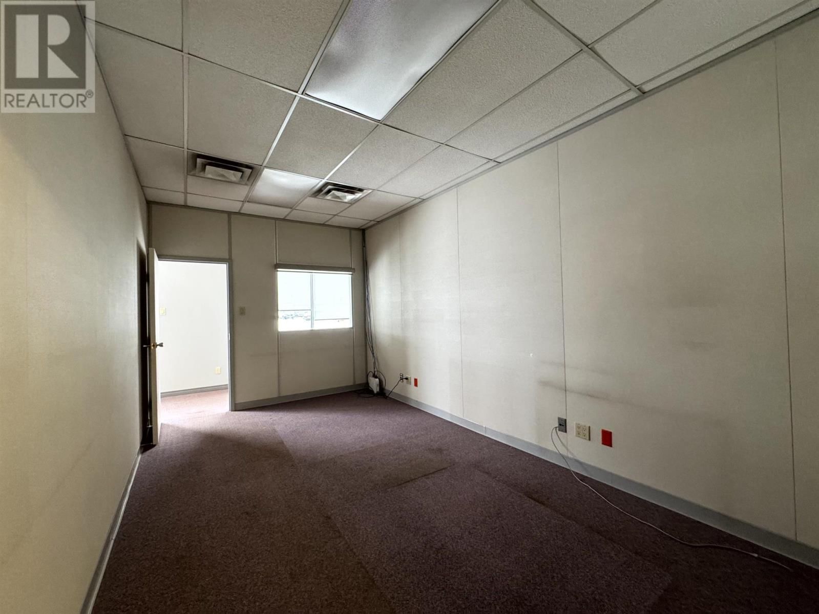 739 HAROLD CRES Image 15