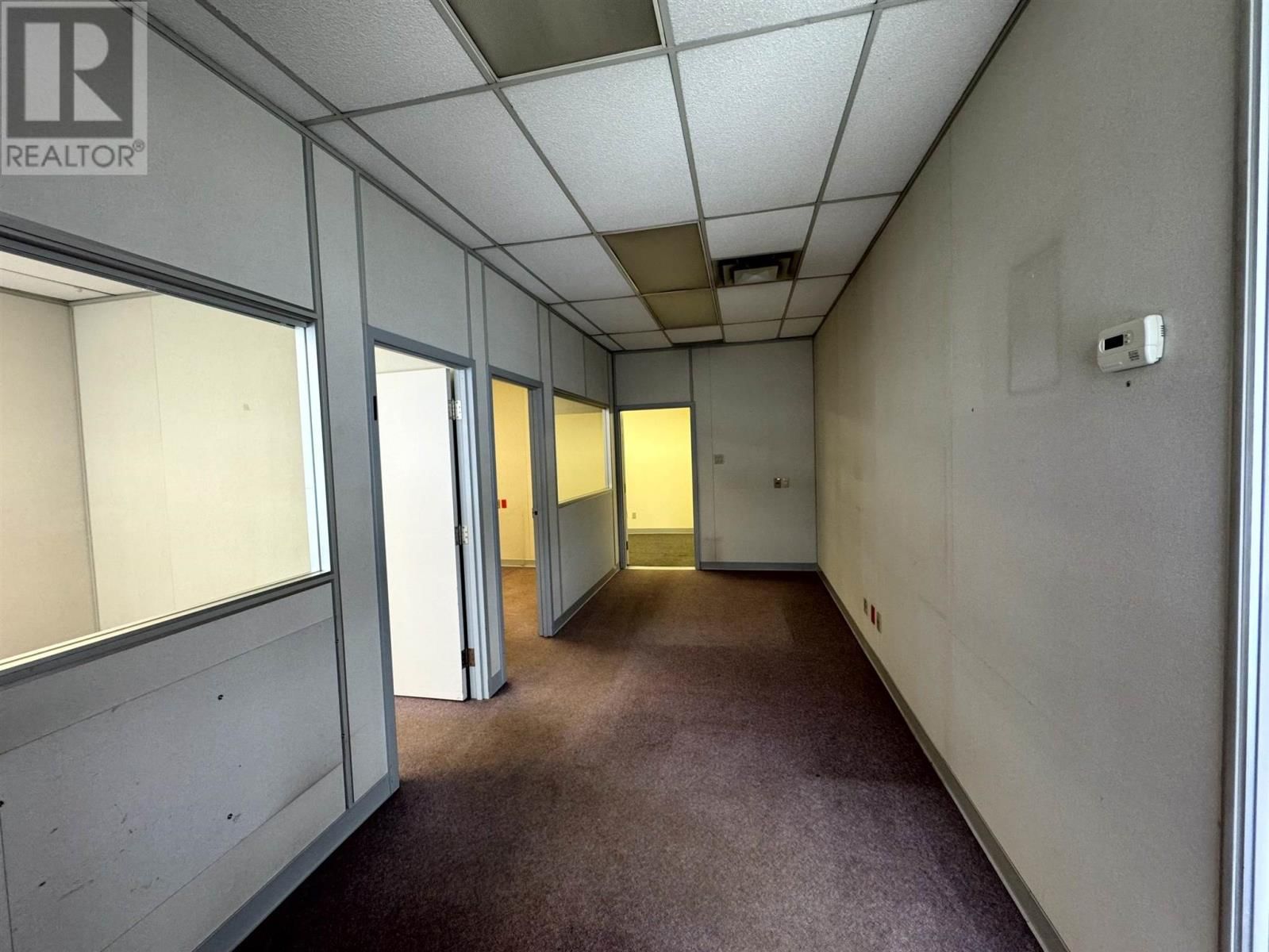 739 HAROLD CRES Image 17
