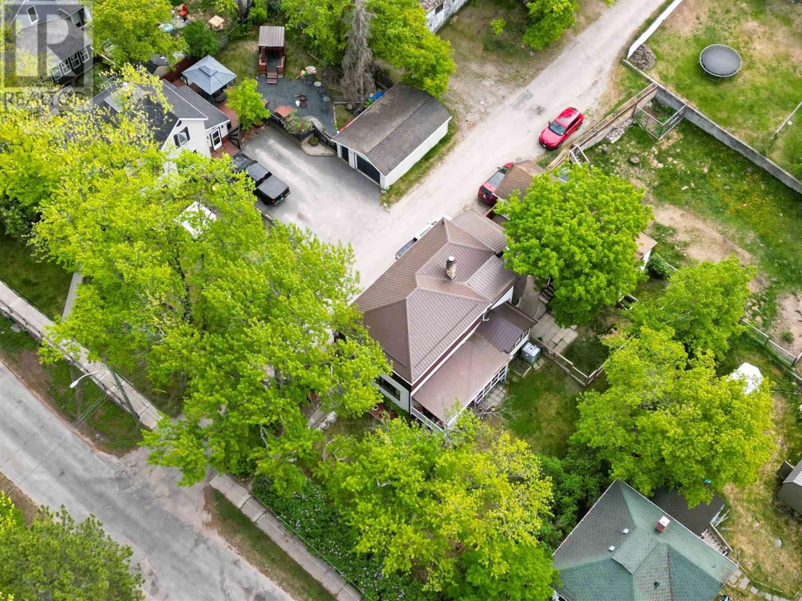 313 MATHESON STREET Image 48