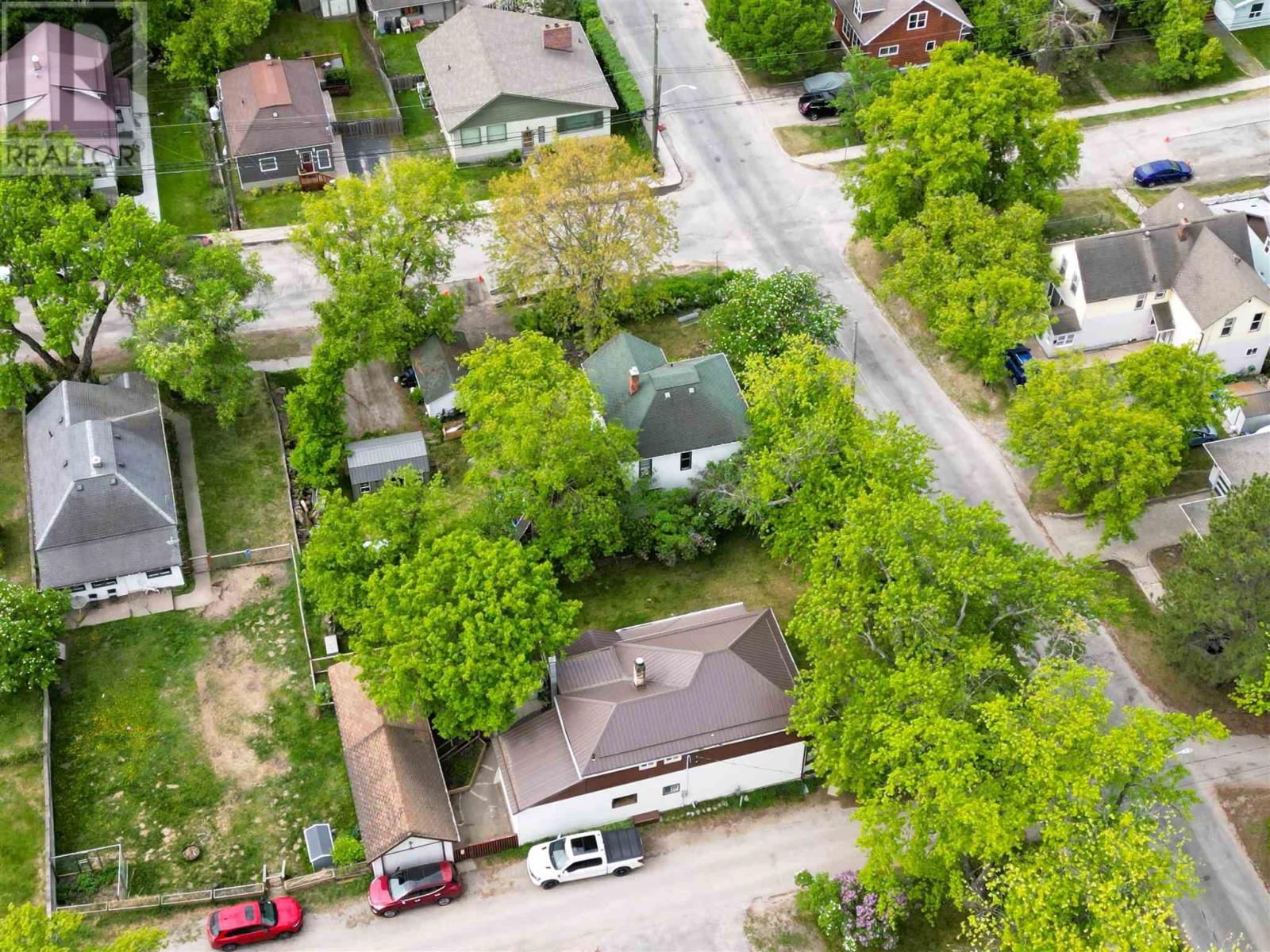 313 MATHESON STREET Image 49