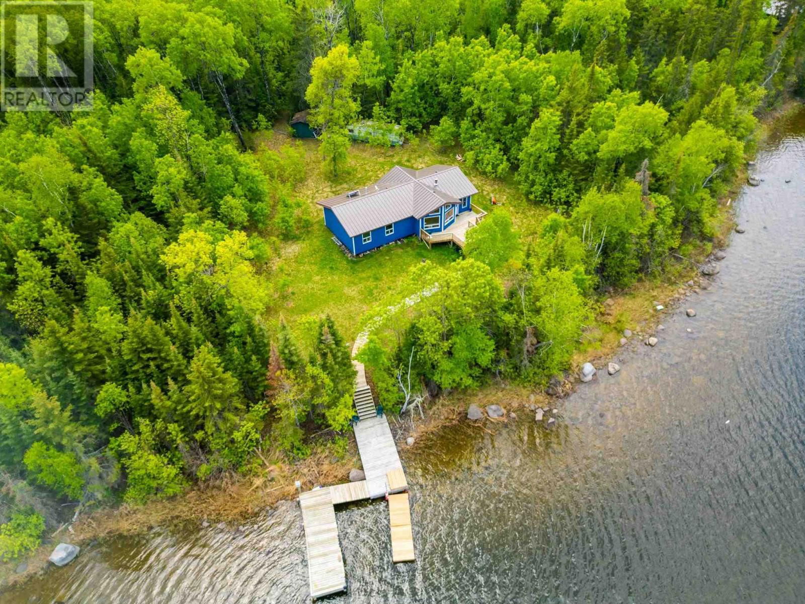 2747 MOORE BAY Image 21