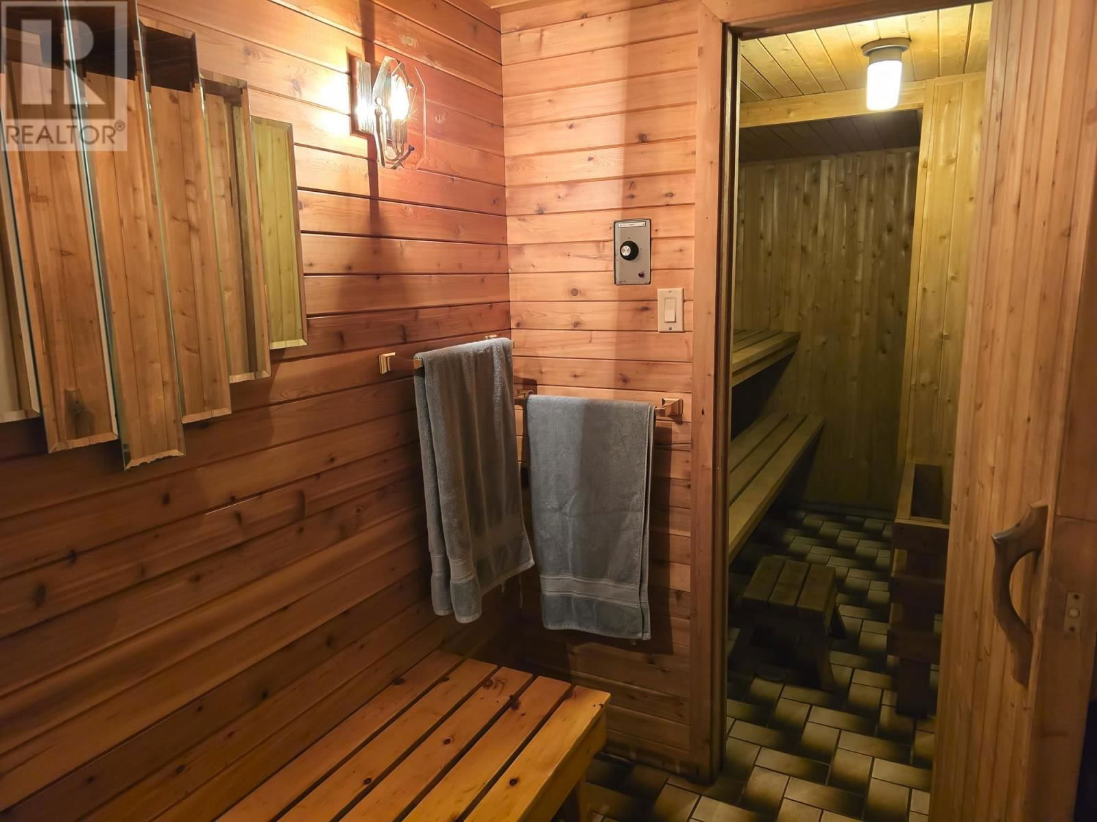 234 TRINITY CRES Image 34