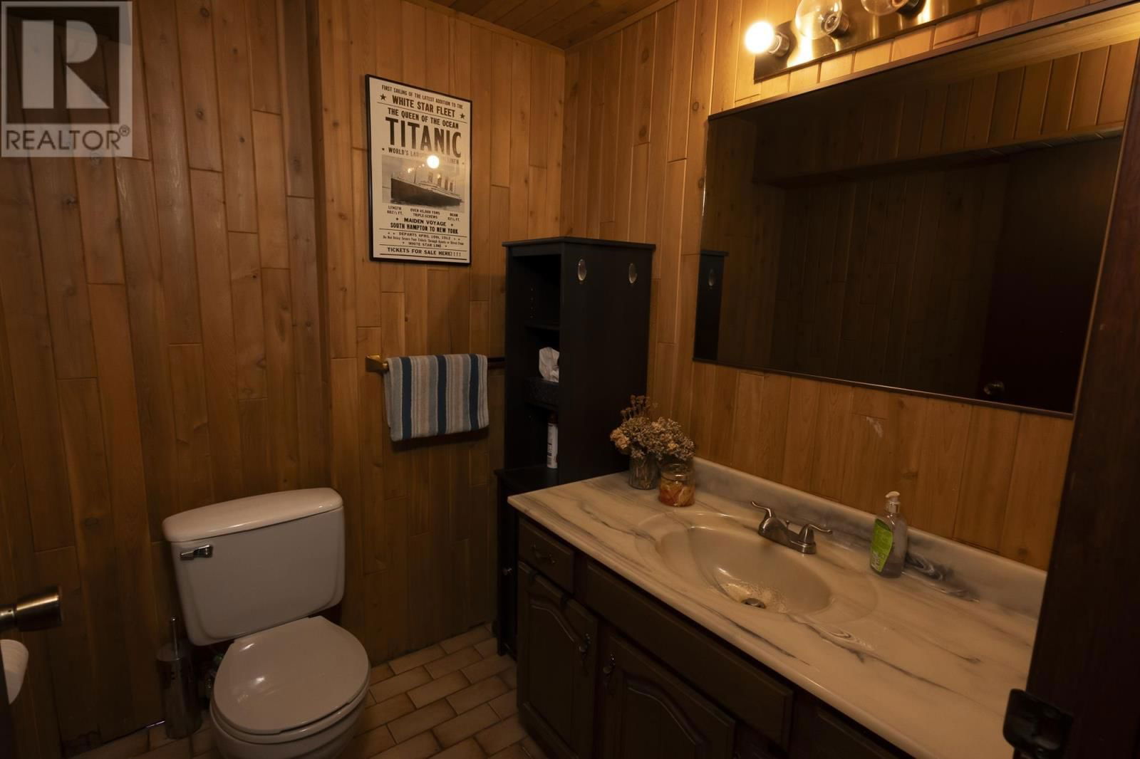 234 TRINITY CRES Image 35