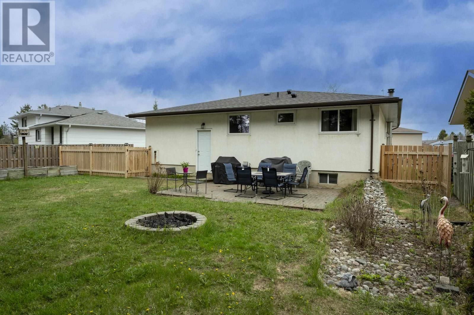 234 TRINITY CRES Image 41