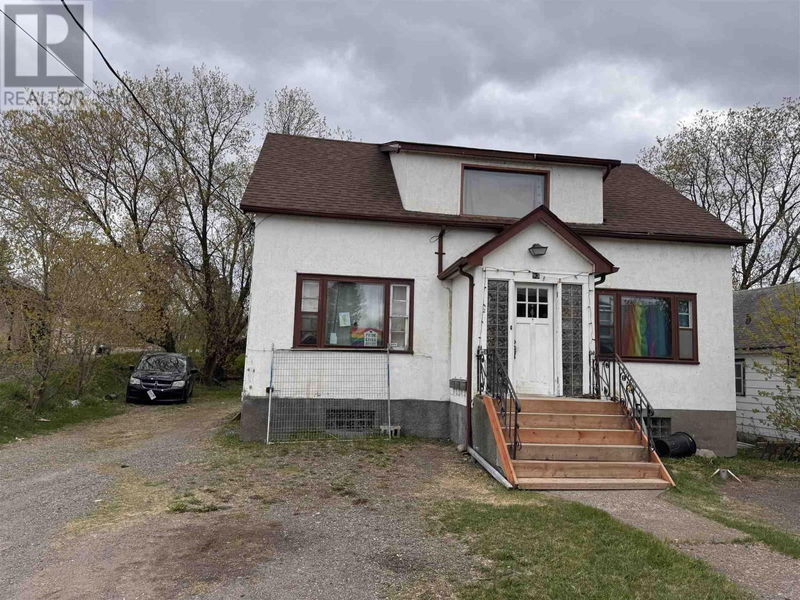 93 Empress Ave Thunder Bay, Ontario