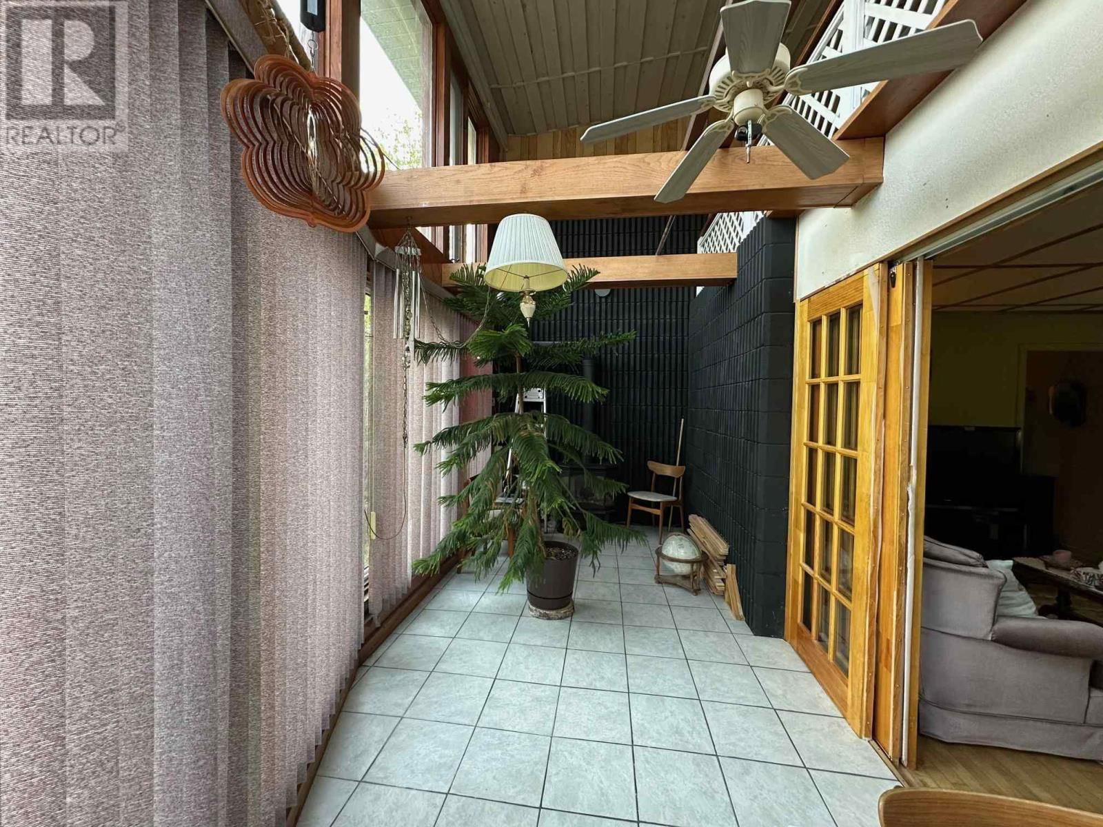 12 HUDSON DR Image 18
