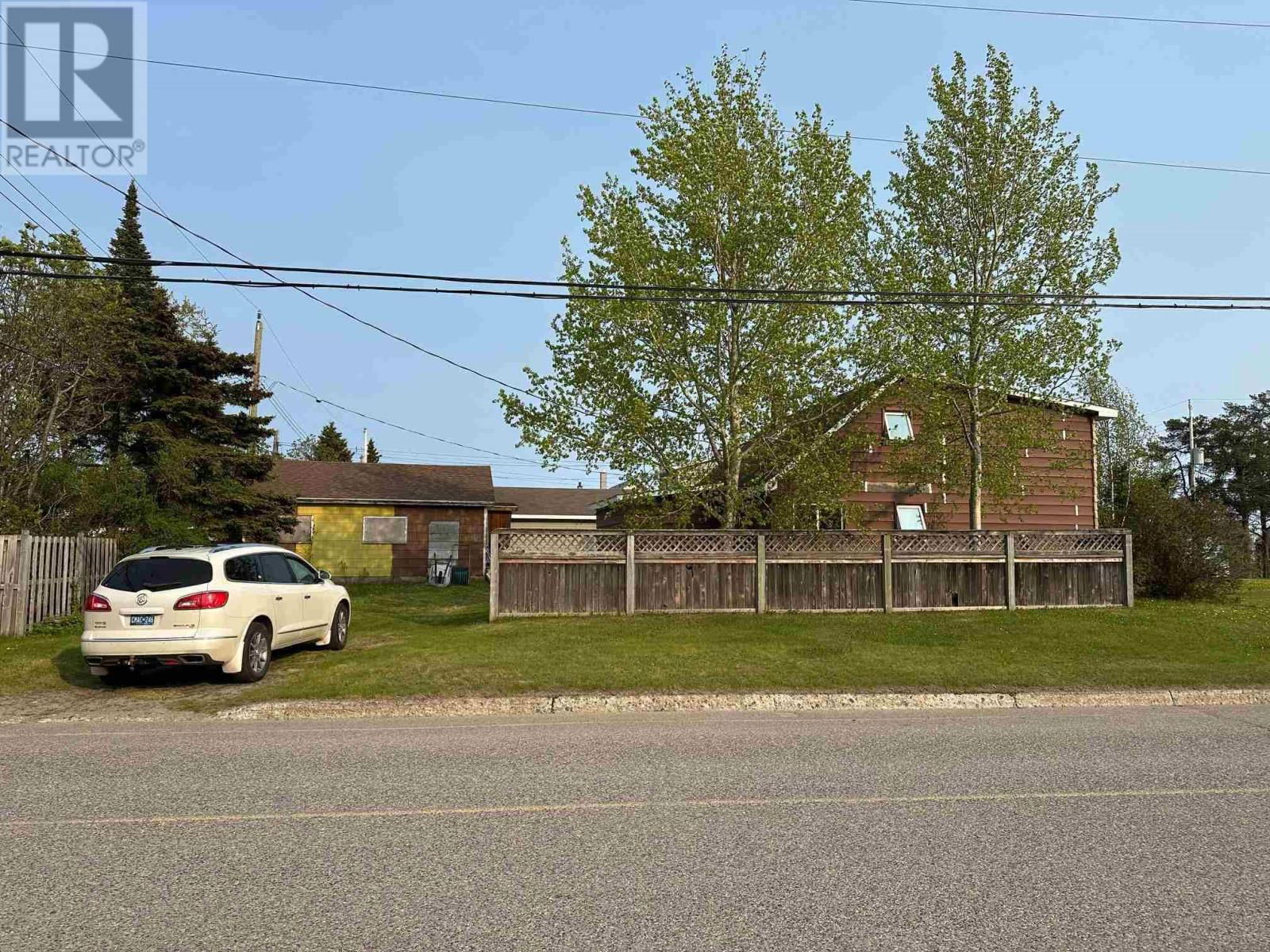 12 HUDSON DR Image 45