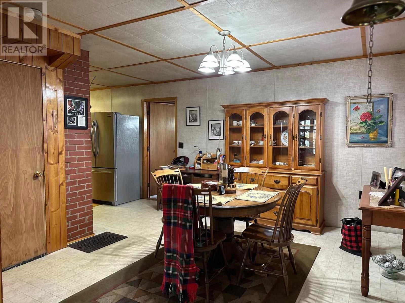 12 HUDSON DR Image 9