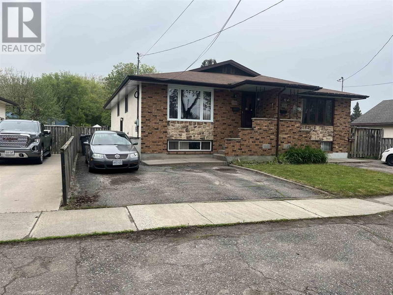 230 Munro Street Thunder Bay, Ontario