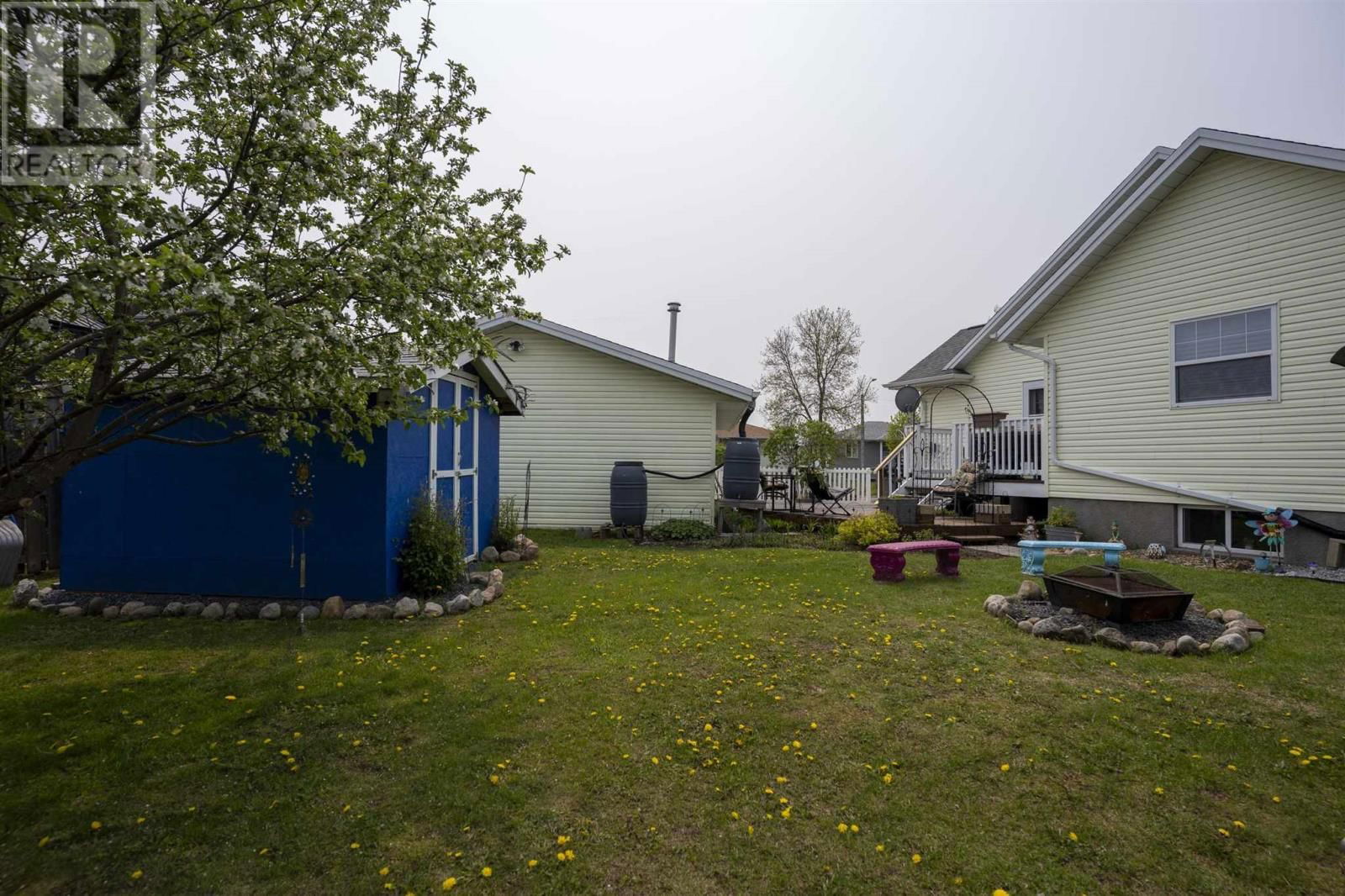 301 CARIBOU CRES Image 10