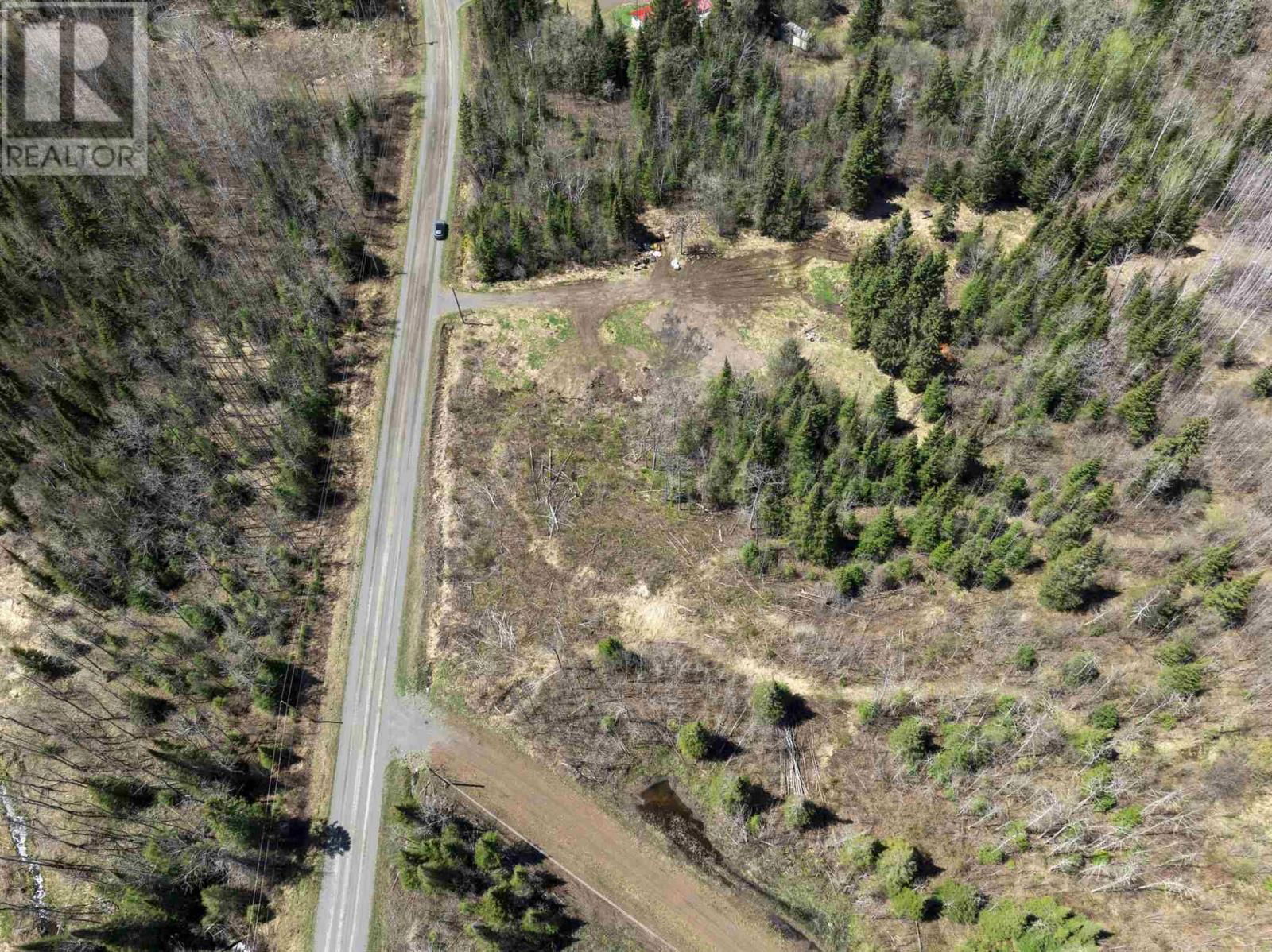 390 CONNOLLY ROAD Image 10