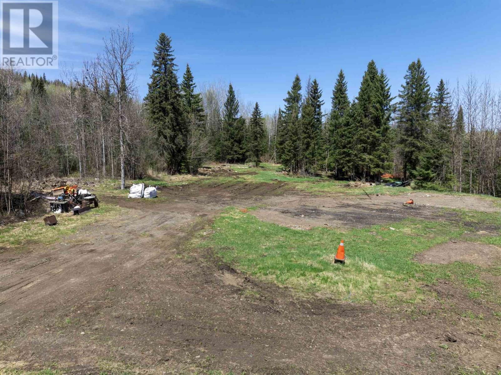 390 CONNOLLY ROAD Image 4