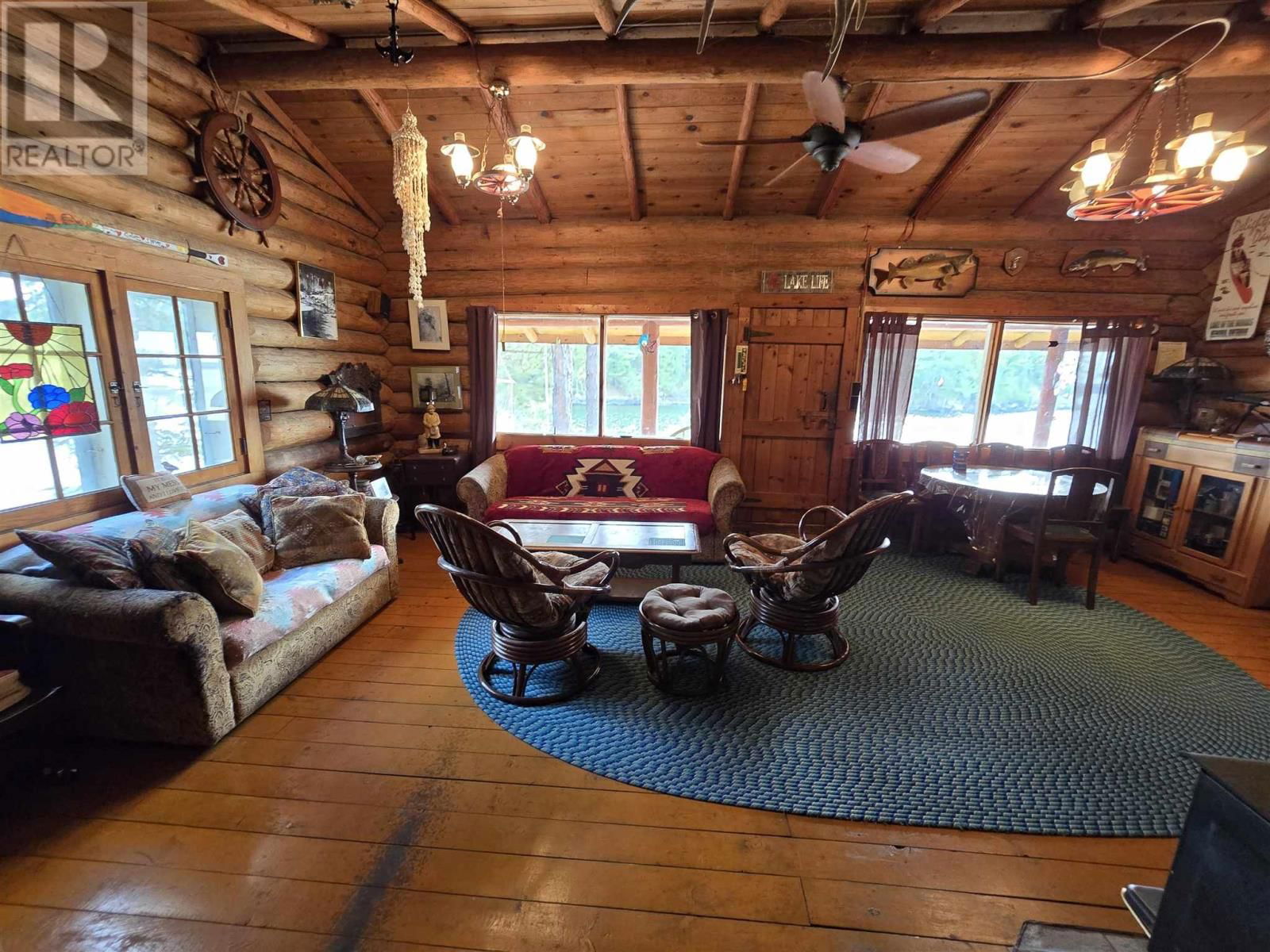 68 WHITEFISH BAY IS Image 26