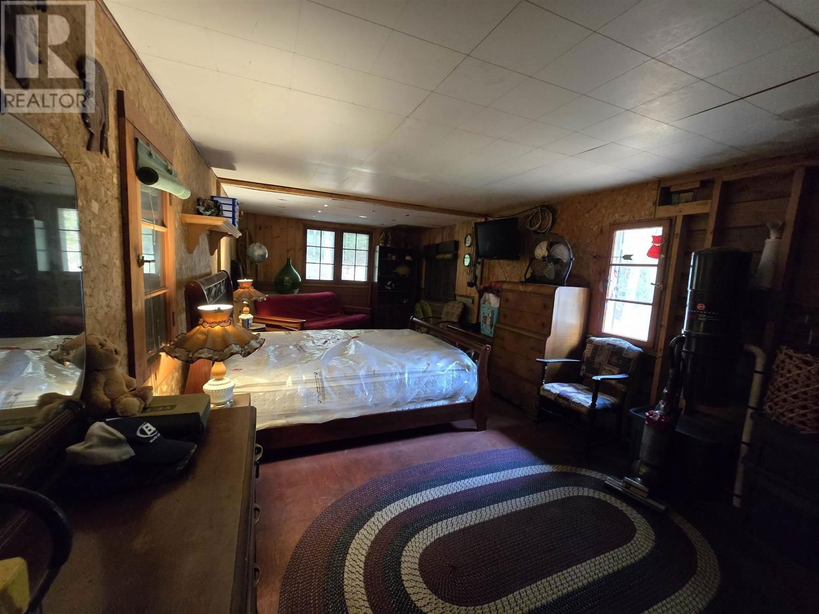 68 WHITEFISH BAY IS Image 28