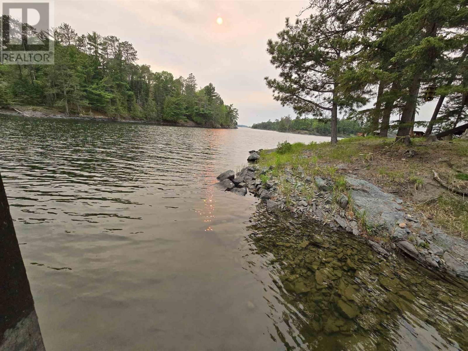 68 WHITEFISH BAY IS Image 39