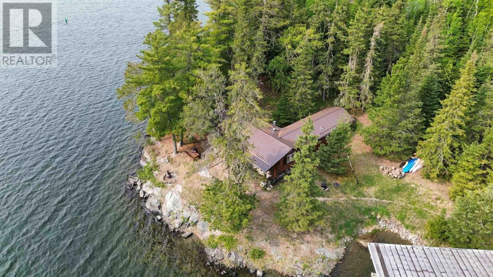 68 WHITEFISH BAY IS Image 47