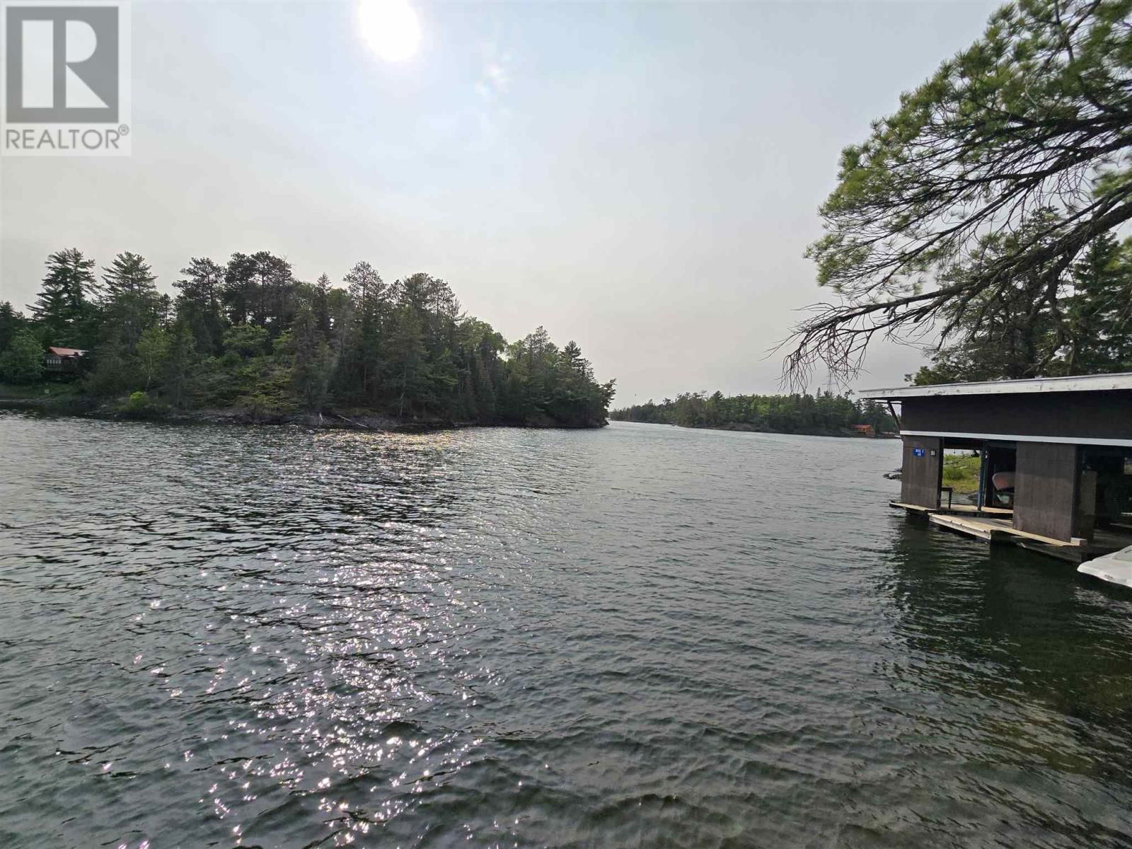 68 WHITEFISH BAY IS Image 8