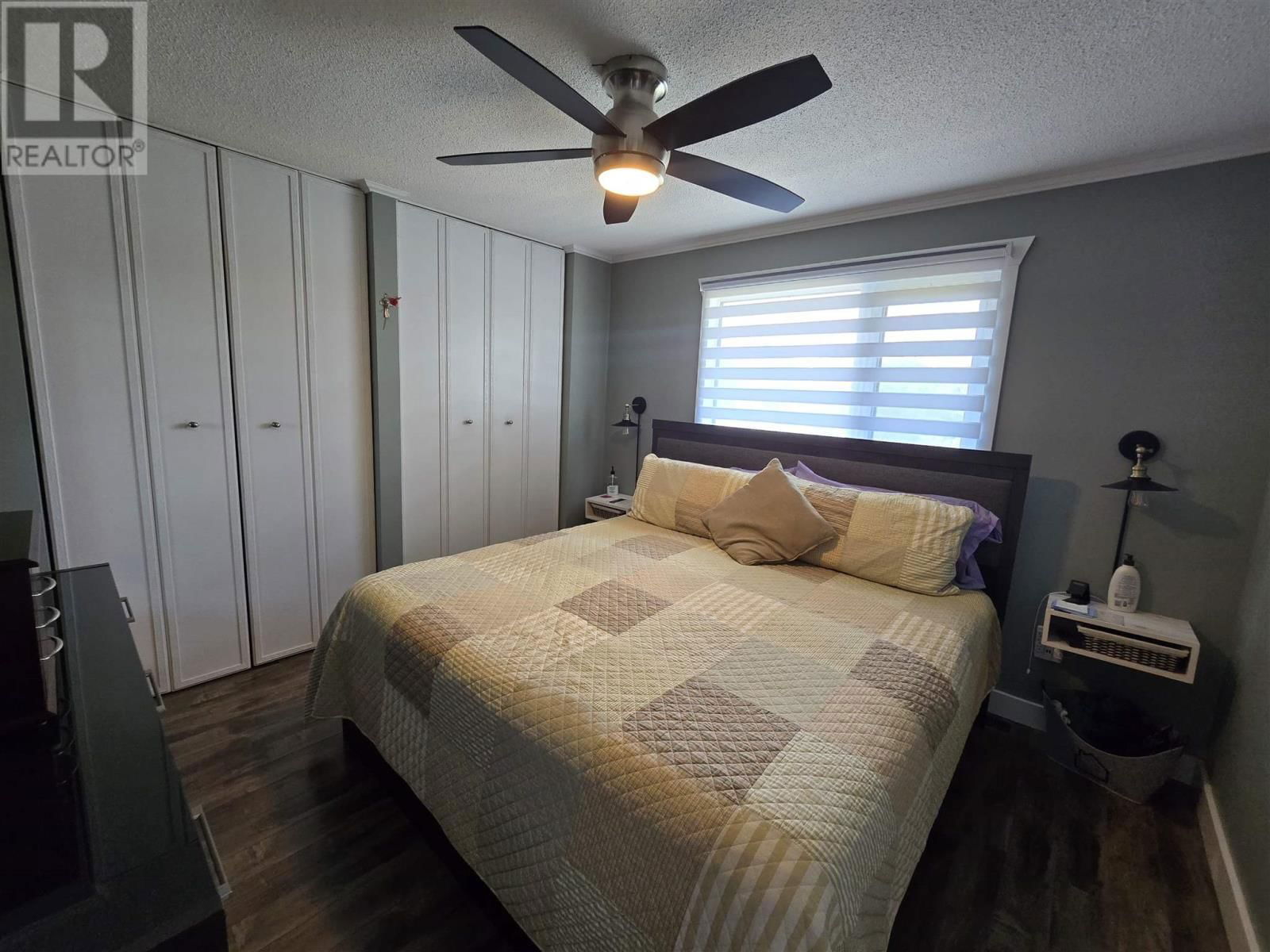 1517 VALLEY DR Image 26
