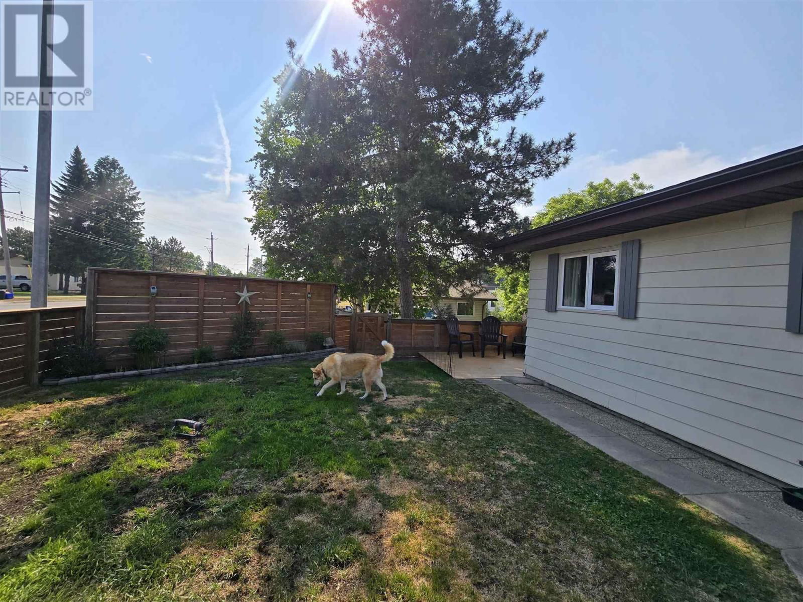 1517 VALLEY DR Image 6