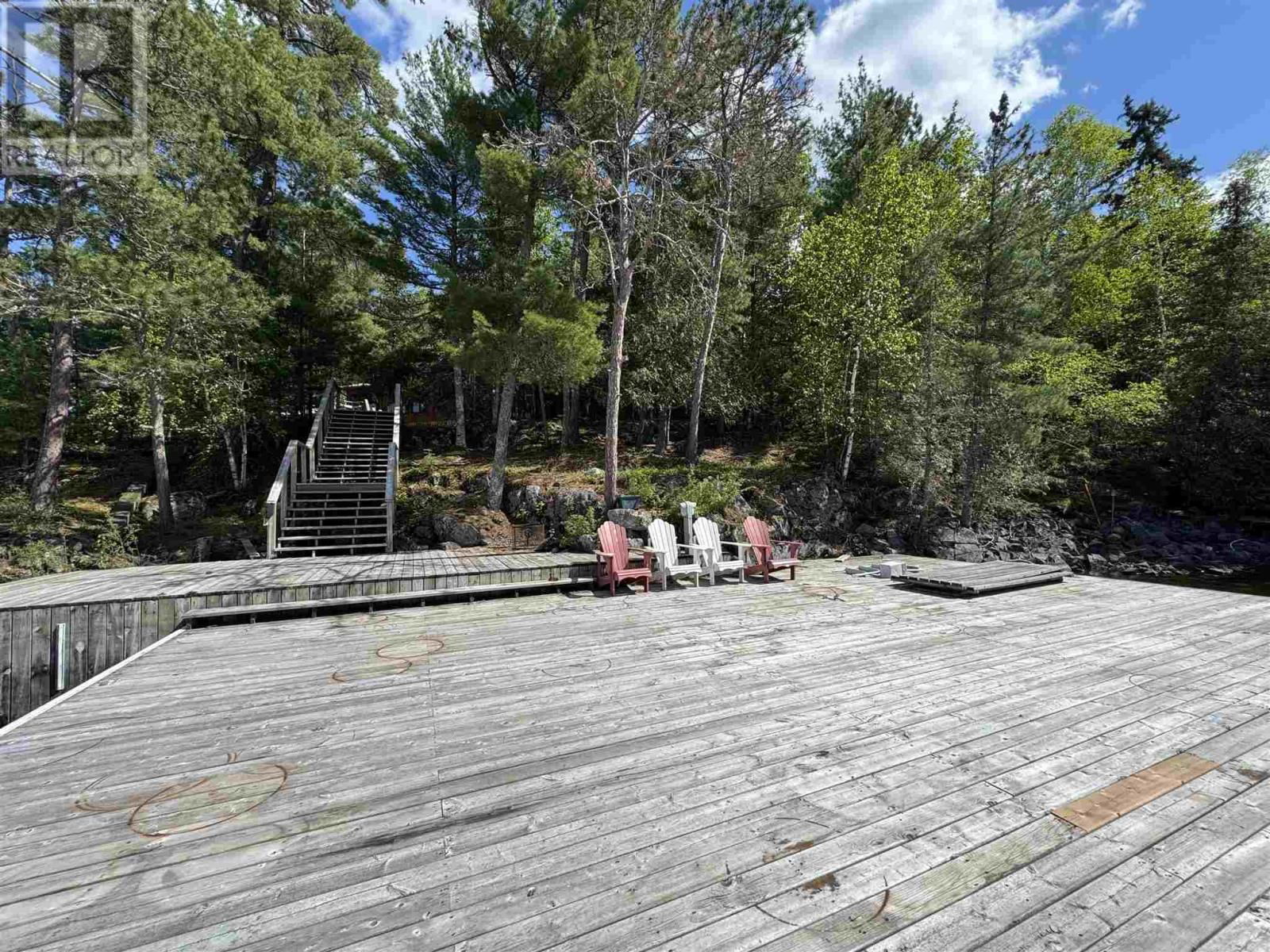 12 & 13 HAY ISLAND Image 32