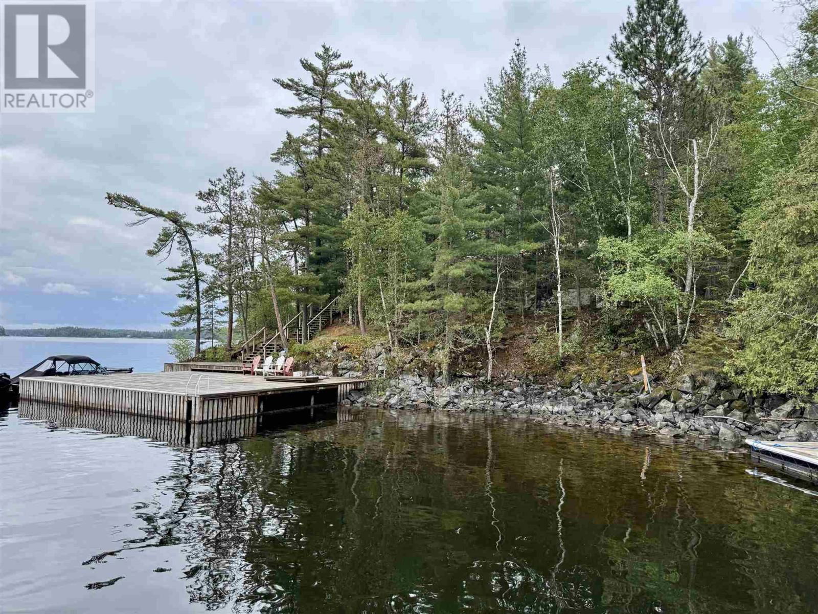 12 & 13 HAY ISLAND Image 38