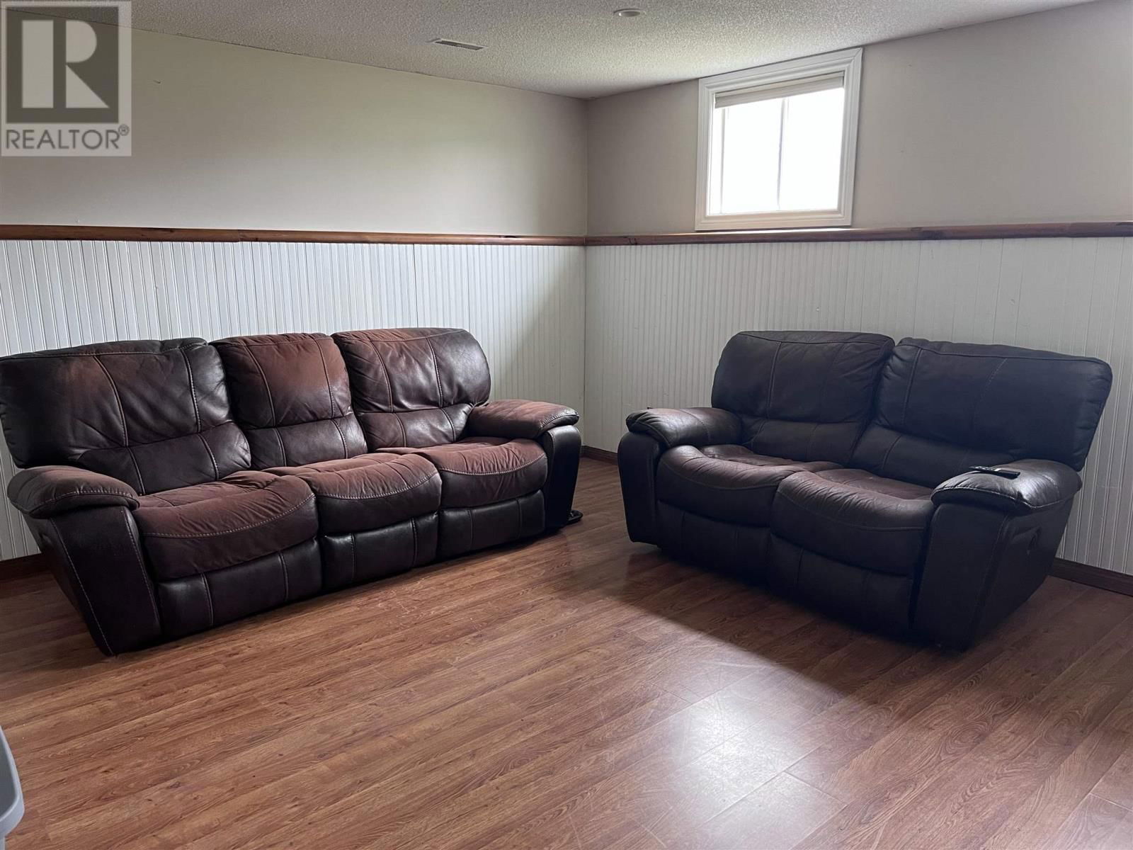 49 BASTEDO CRES Image 18