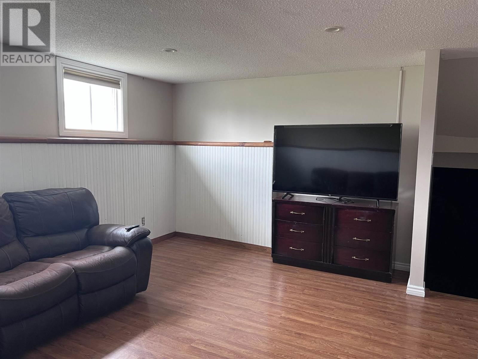 49 BASTEDO CRES Image 19