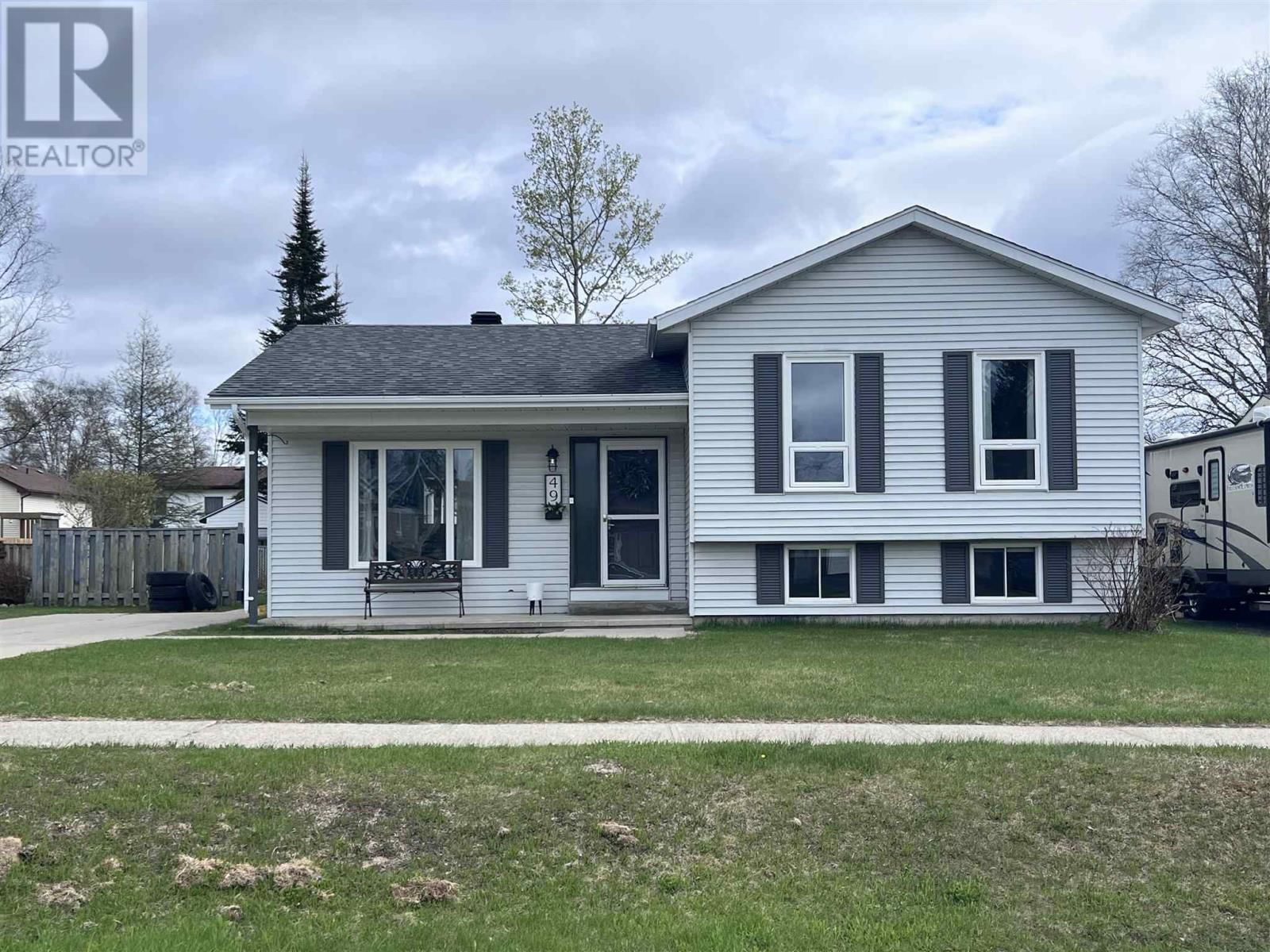 49 BASTEDO CRES Image 34