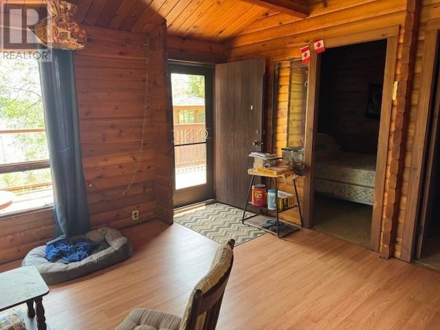 42 COLLINS RD Image 11