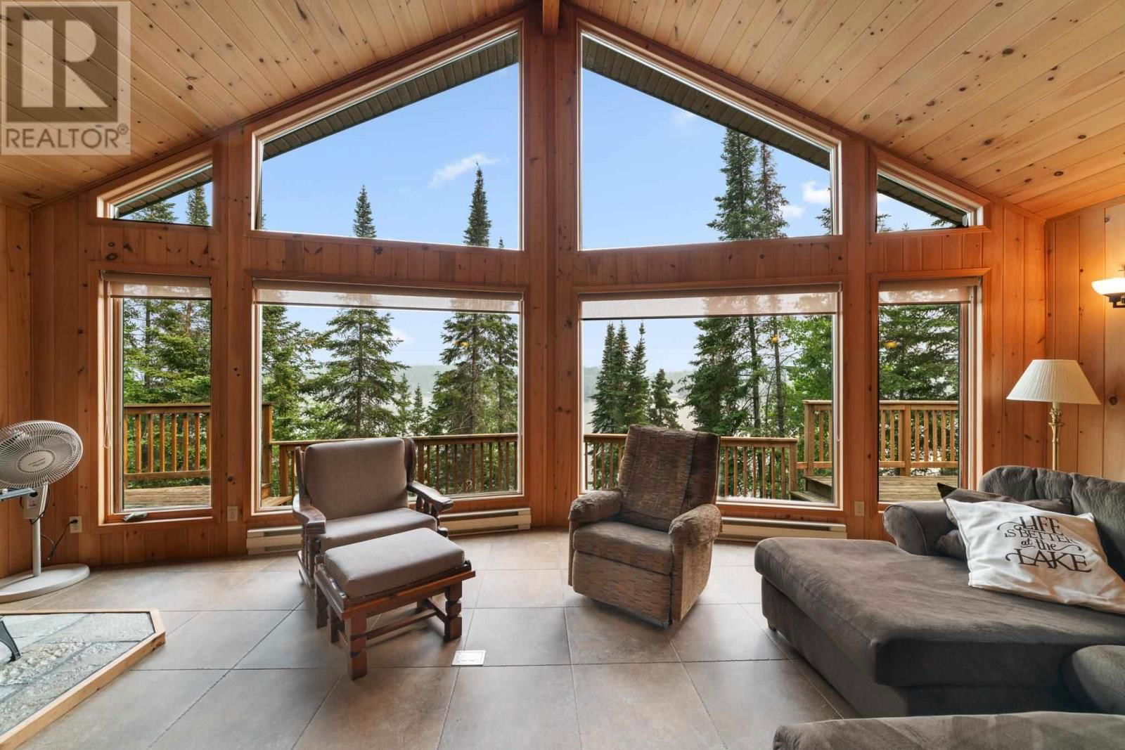 53 LILY PAD BAY Image 15