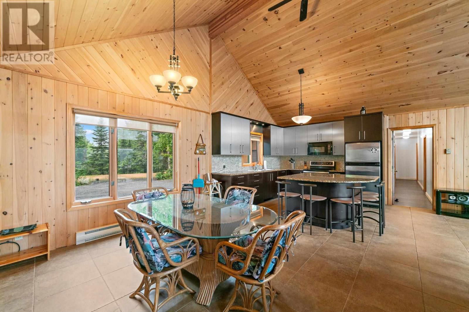 53 LILY PAD BAY Image 7