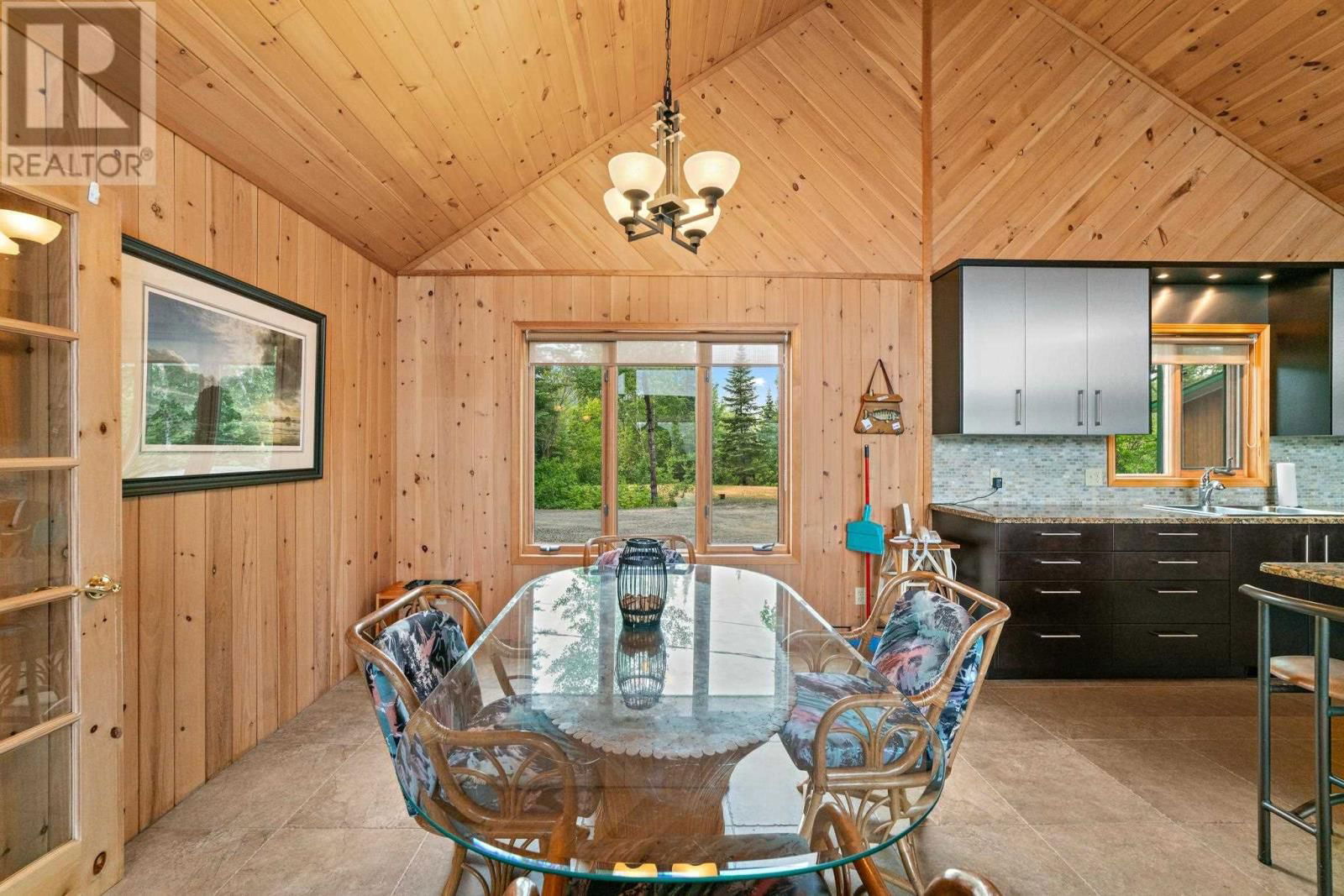 53 LILY PAD BAY Image 8