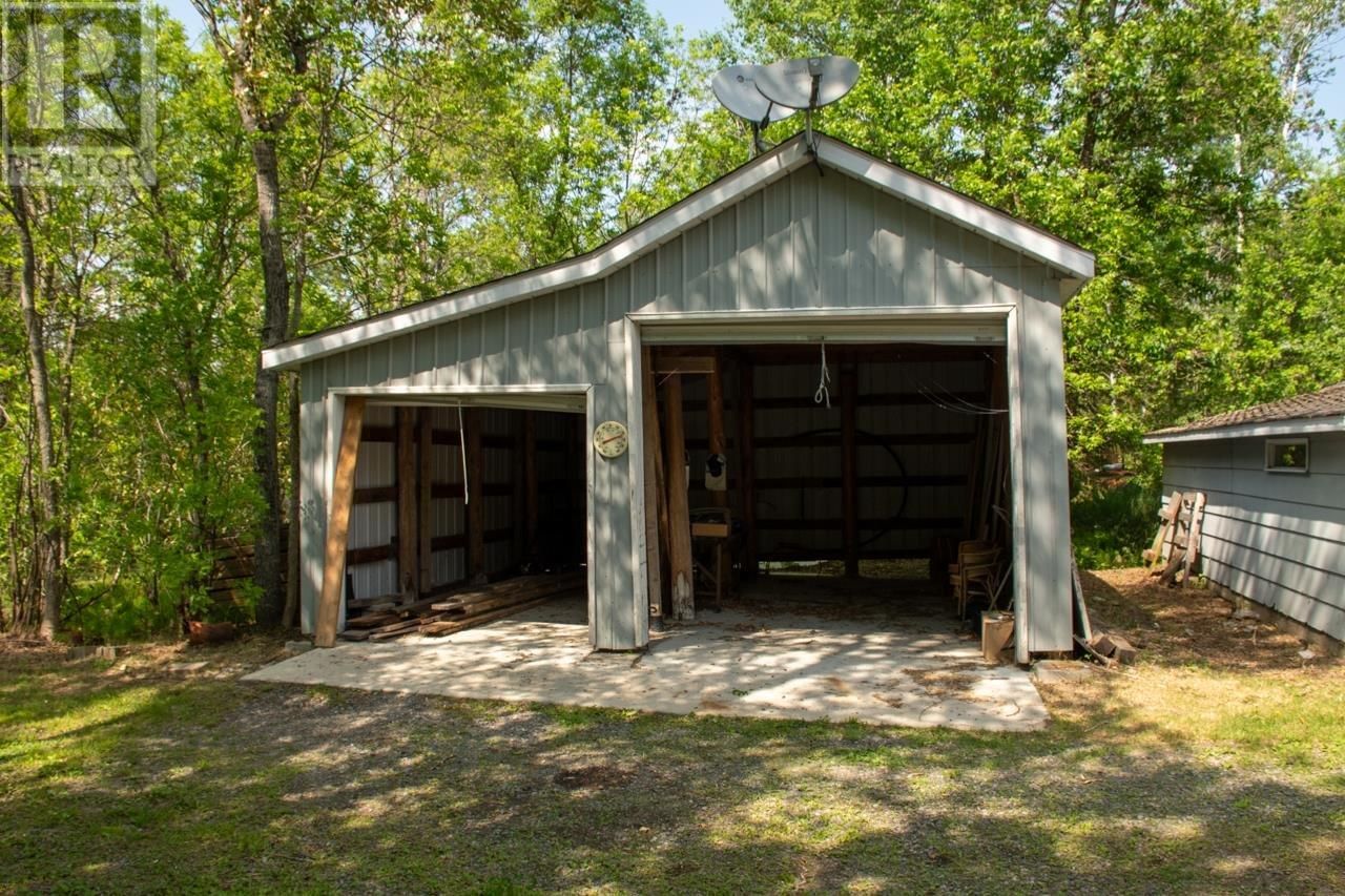 495 HIGHWAY 71 Image 13