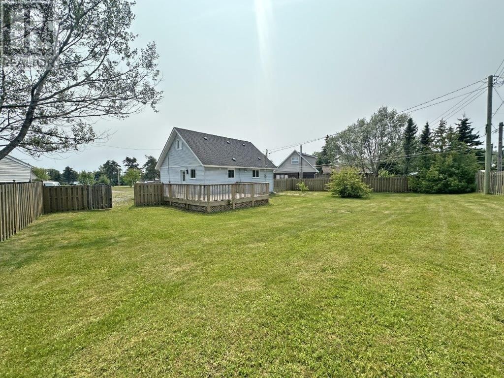 31 LAURIER AVE Image 44
