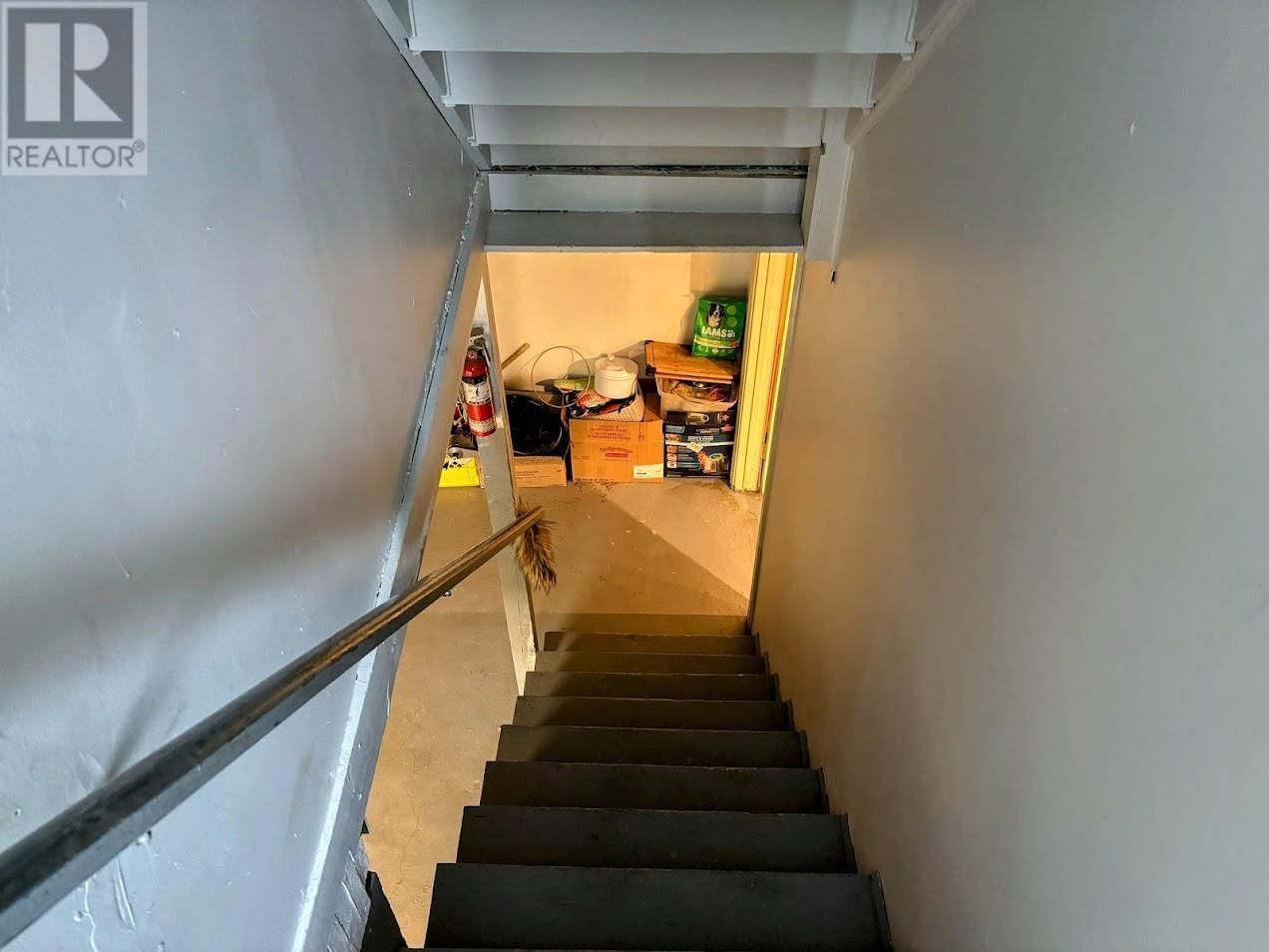 2 BROWN ST Image 29