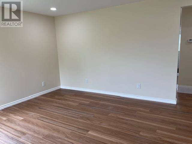 621 DEASE STREET Image 10