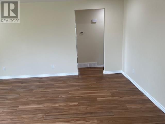 621 DEASE STREET Image 11