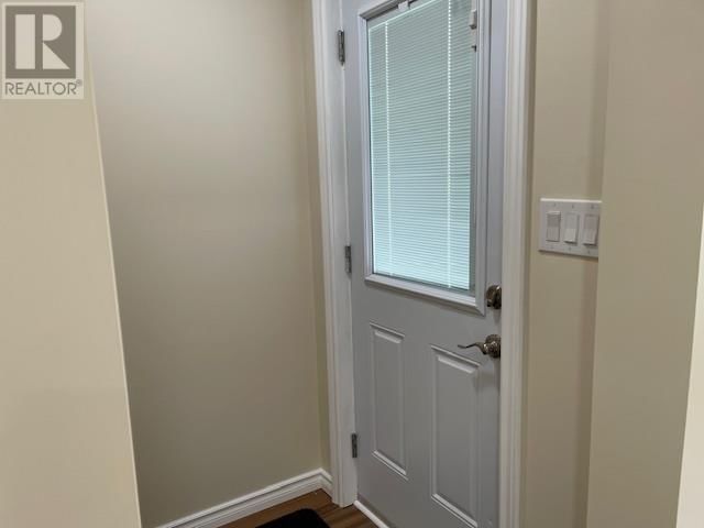 621 DEASE STREET Image 4