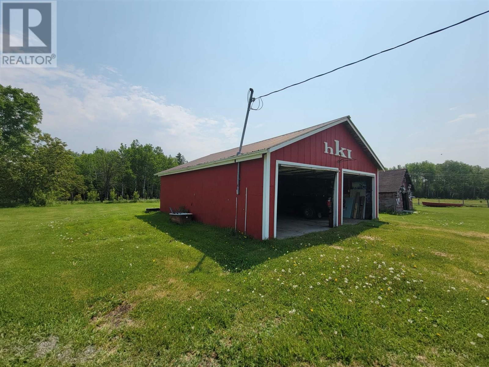 870 MCDIARMID RD Image 20