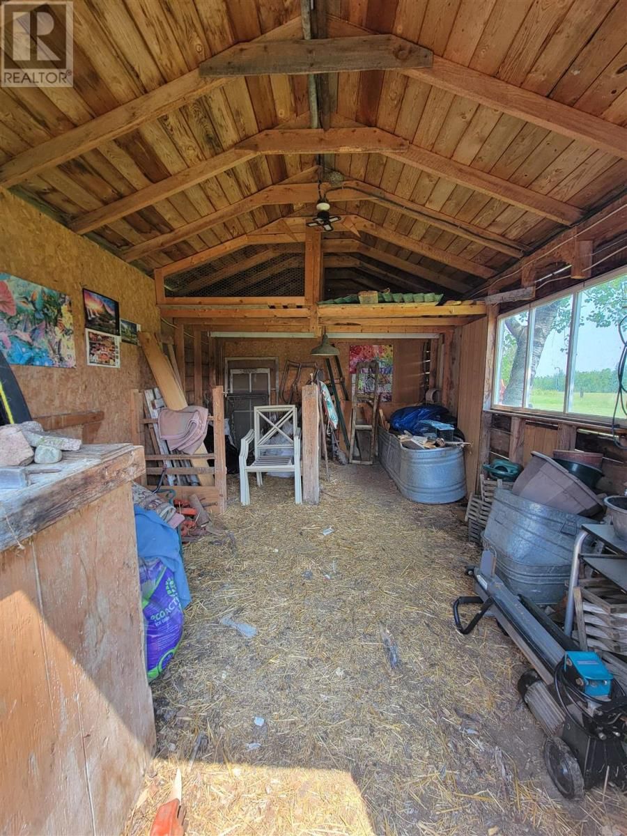 870 MCDIARMID RD Image 24